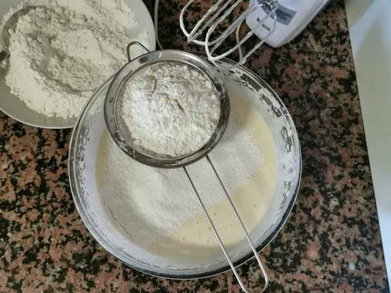 Tamiza harina leudante