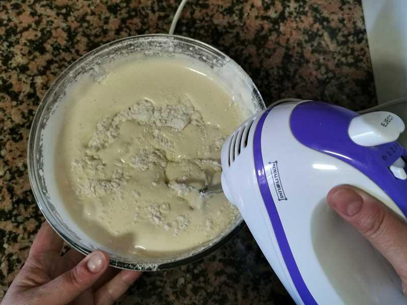 Mezcla con batidora apagada