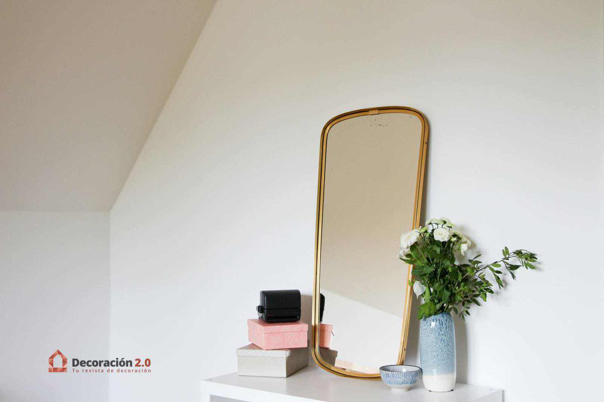 Ideas para crear un tocador en el dormitorio: Maximiza espacio y estilo 4