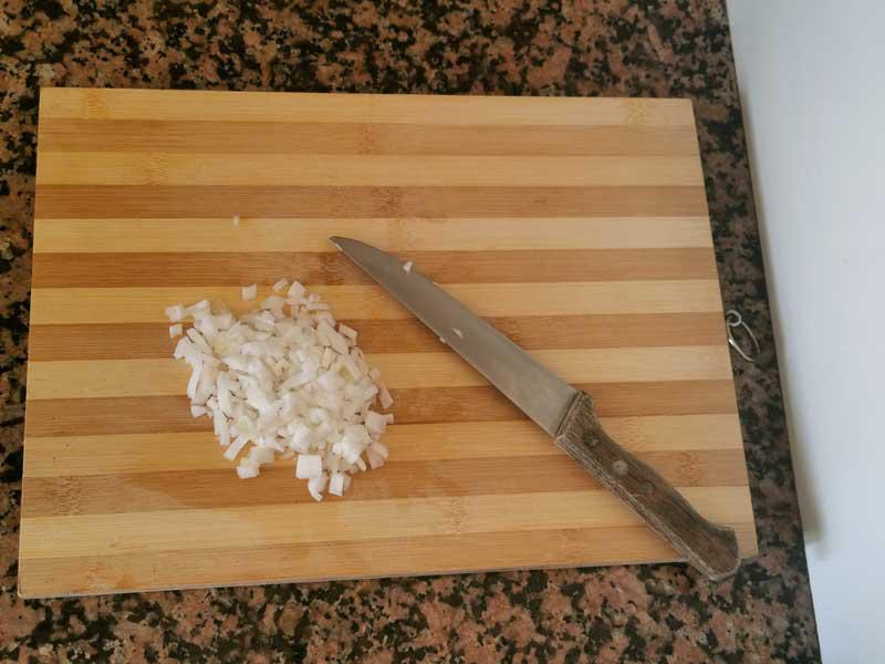 Corta cebolla picada