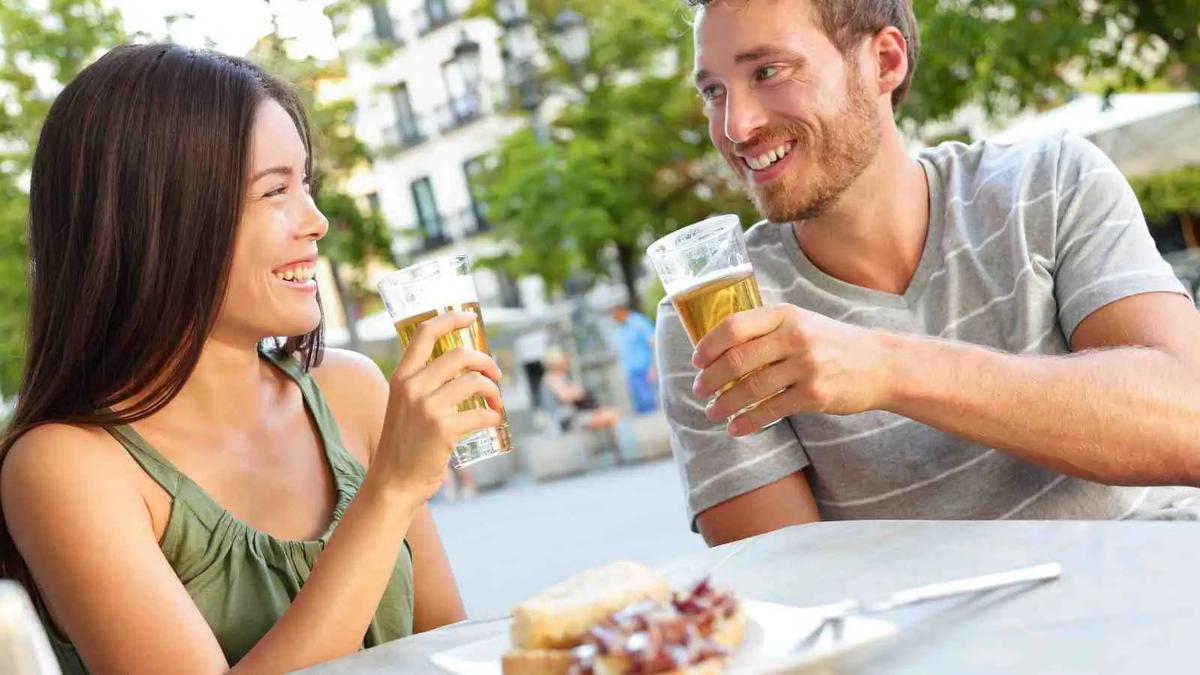 Bebiendo cervezas en madrid