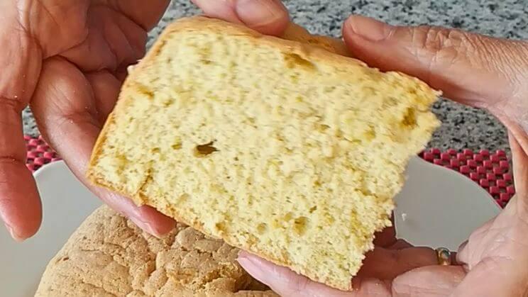 Bizcocho esponjoso de limón