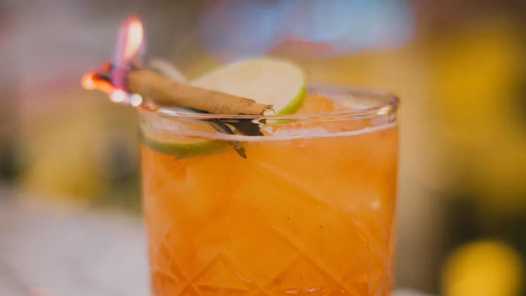 barna dia del cocktail