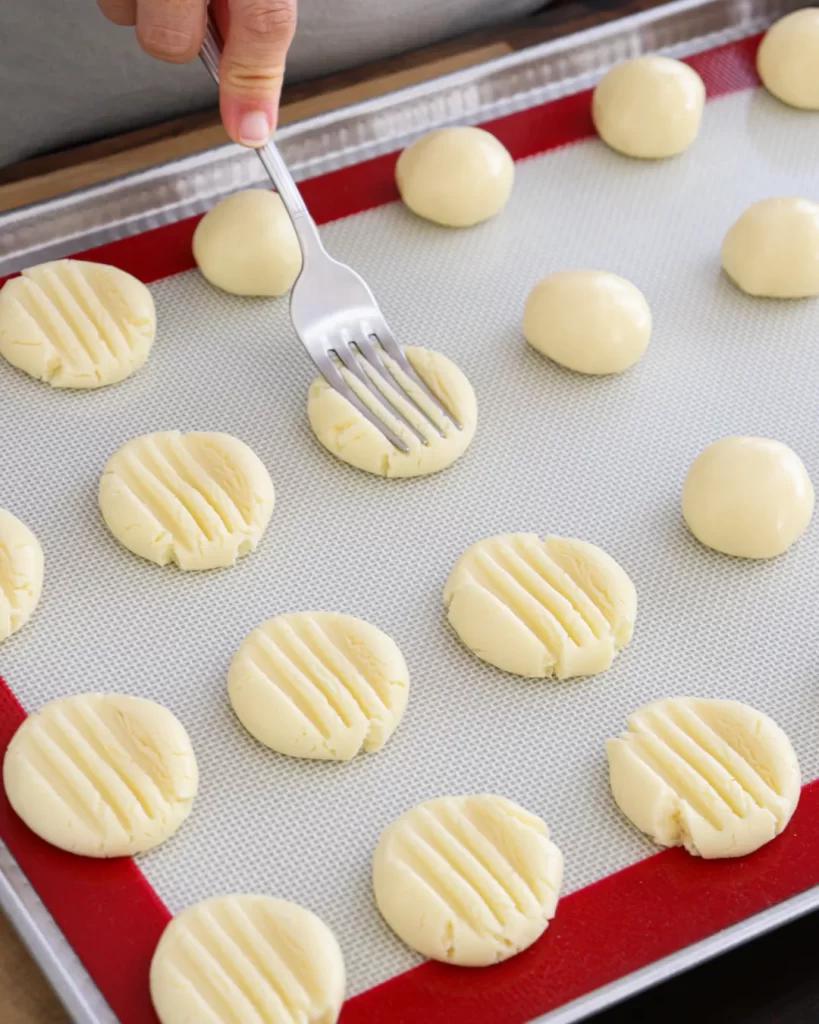 galleta dar forma con tenedor