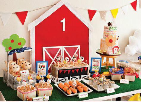 Decoración de mesa principal para fiesta de la granja de Zenon