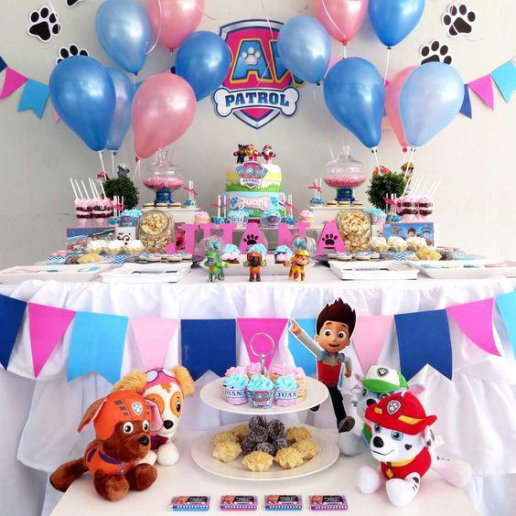 Mesa de postres Fiesta de paw patrol para niña