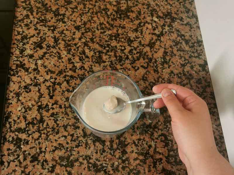 Levadura en leche templada