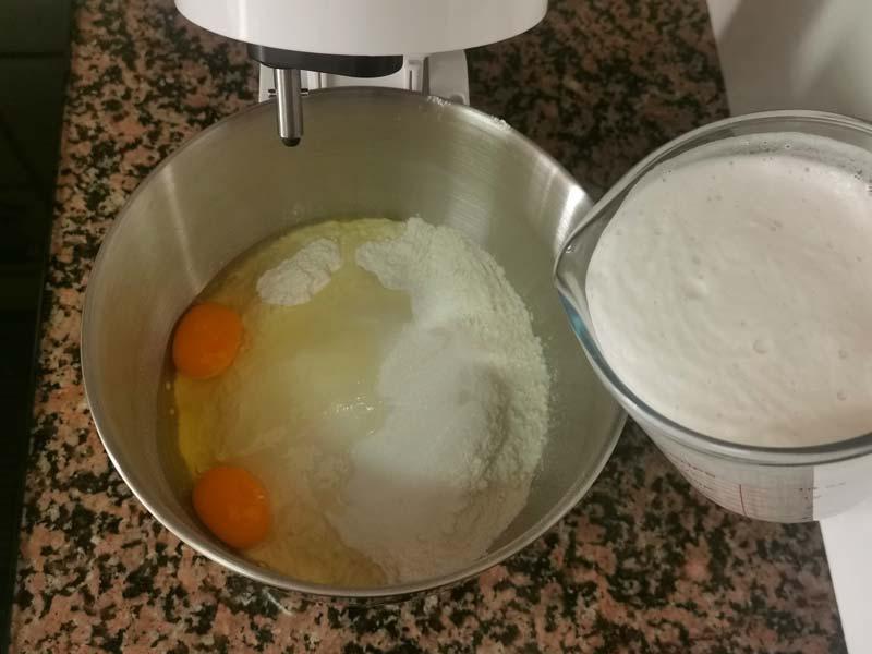 Huevos y leche con levadura