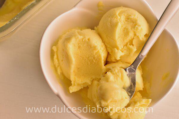 helado de mango cremoso