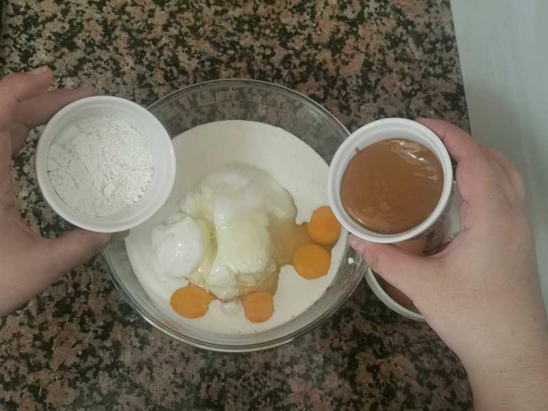 Harina huevos crema lotus