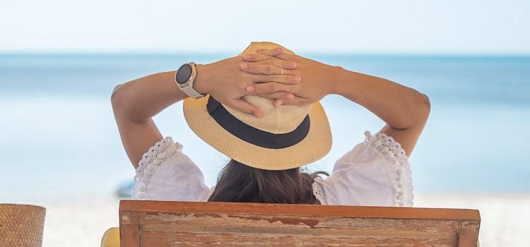 Los períodos vacacionales, puentes y festivos tienen sus propias particularidades en el consumo de redes sociales, especialmente en TikTok, en España