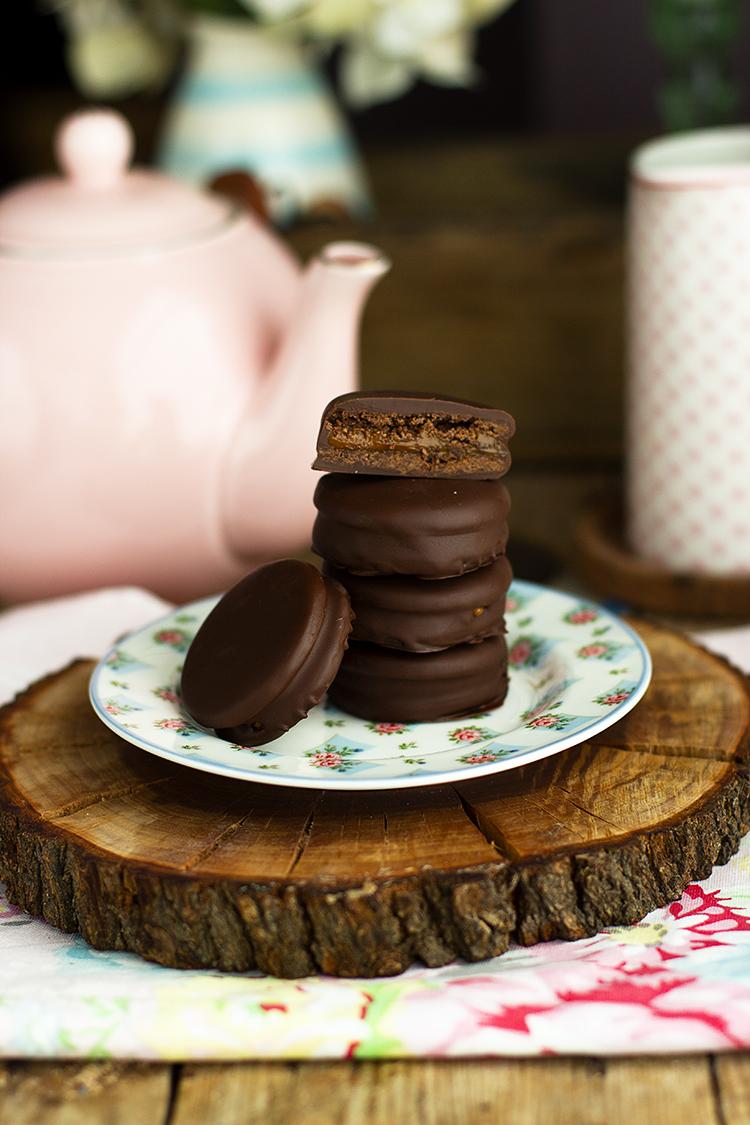 Alfajores de Chocolate versión Chocolateada.
