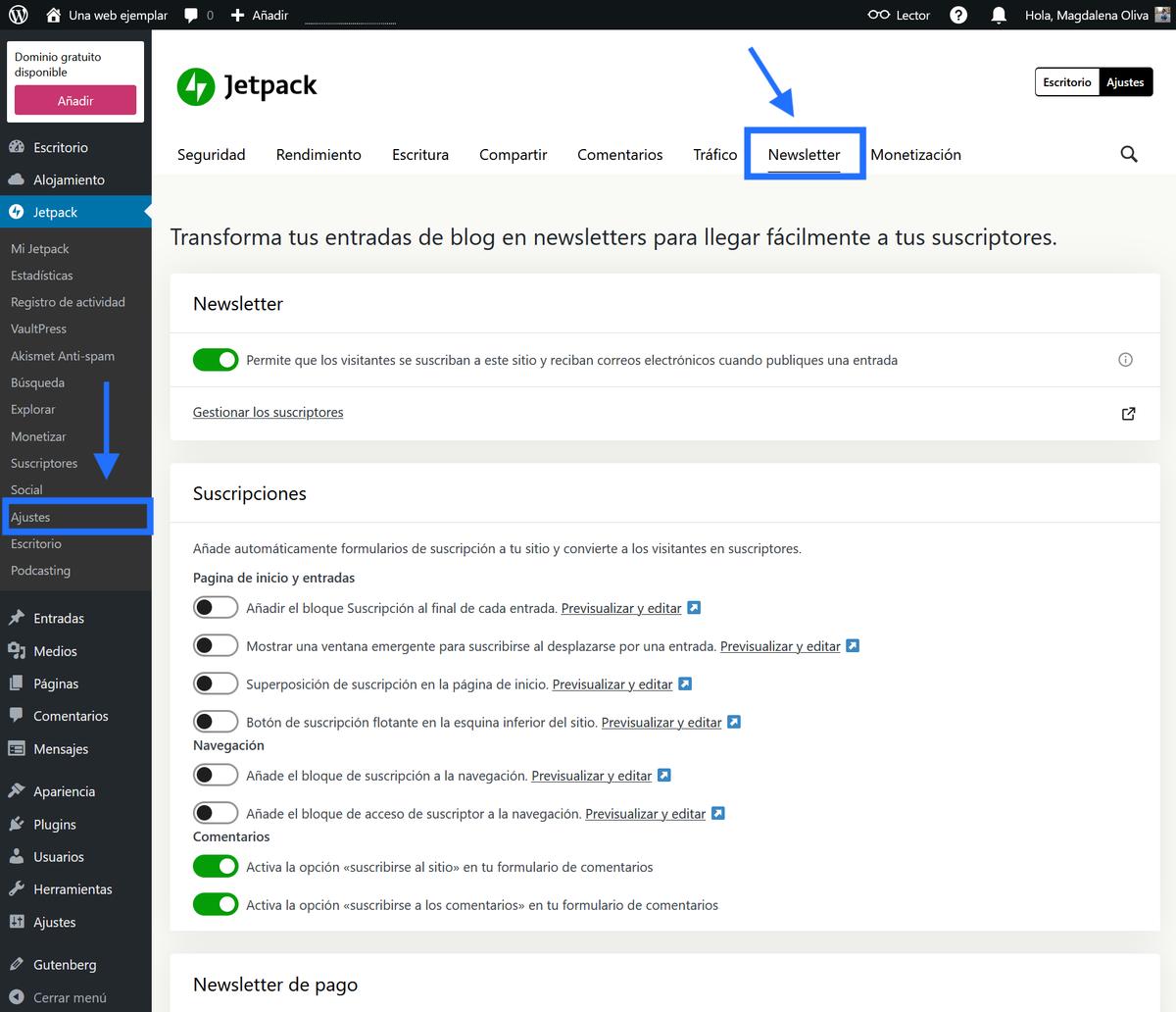 Cuadros y flechas azules señalando al ajuste Newsletter en el plugin Jetpack en WordPress.com.