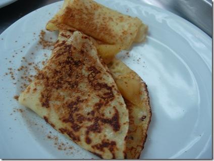 Filloas_rellenas_de_compota_de_manzana