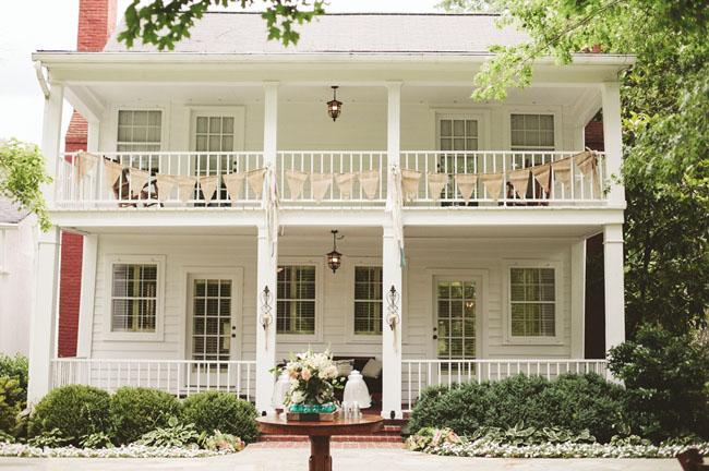 southern plantation house