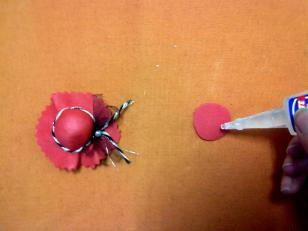 broche sombrero de goma eva (6)