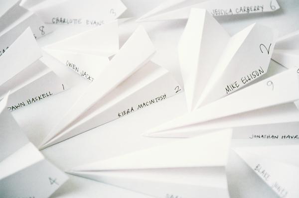 paper-air-plane-escort-cards