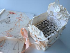 Caja de alfileres para boda