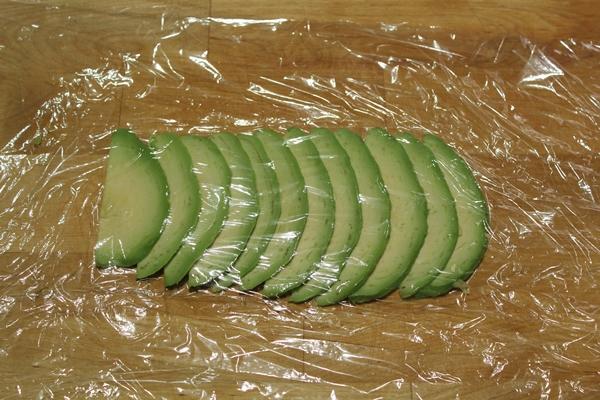 hacer-canelones-aguacate