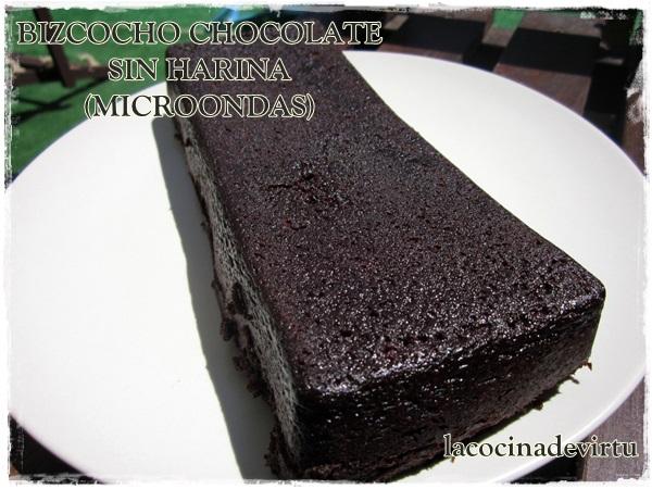 bizcocho chocolate sin harina (micro)