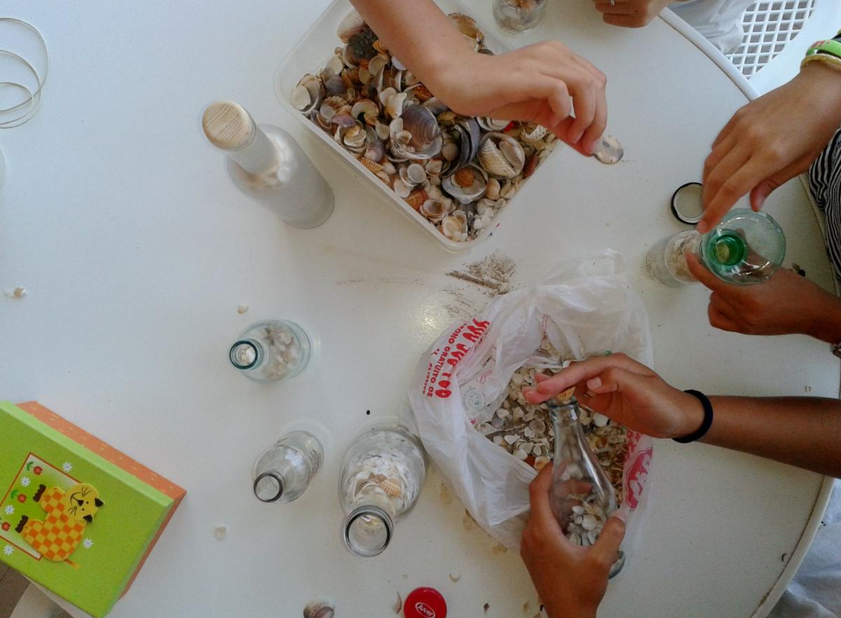 Seashells bottled - Conchas de playa embotelladas