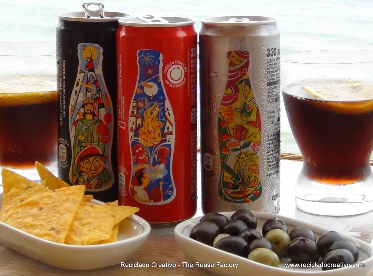 Souvenirs - Special Edition Coca Cola cans - Edición especial de CocaCola fiestas de Cataluña. Reciclado Creativo, The Reuse Factory