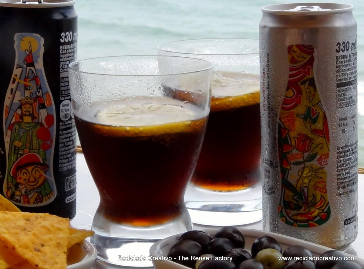 Souvenirs - Special Edition Coca Cola cans - Edición especial de CocaCola fiestas de Cataluña