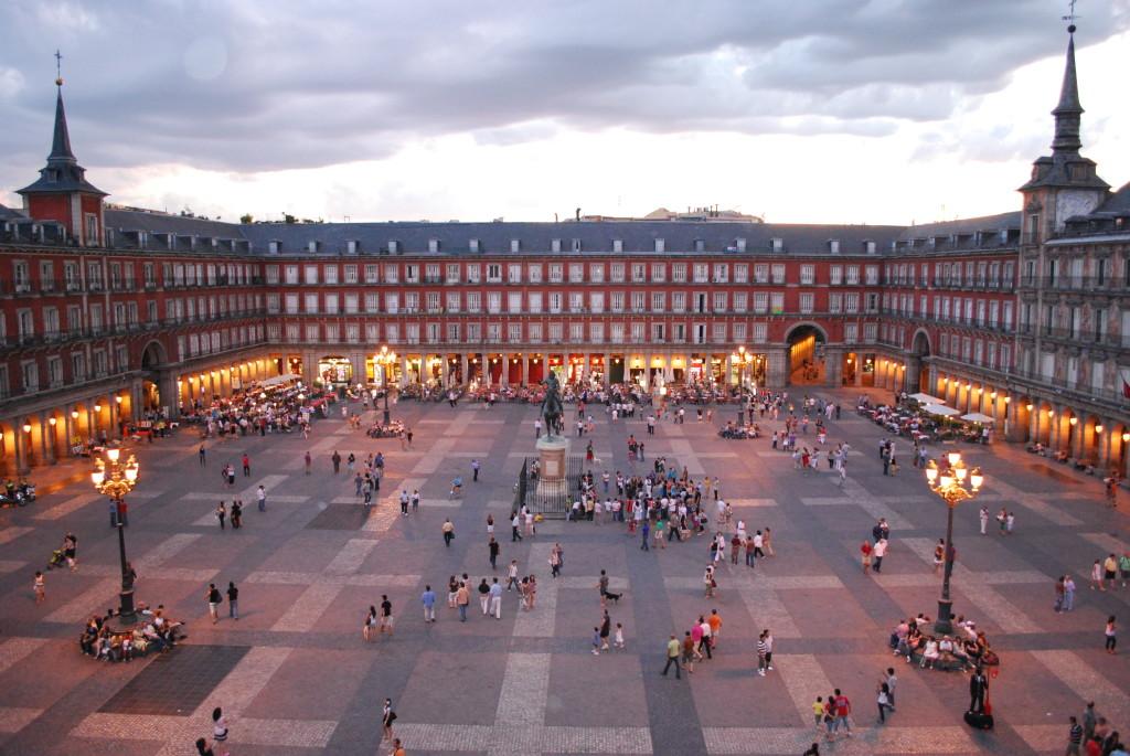 Plaza_Mayor_de_Madrid_Visita