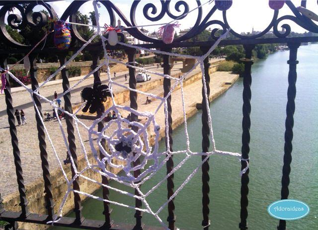 telaraña-ganchillo-adoraideas-trapillo-tejiendo-la-ciudad-triana