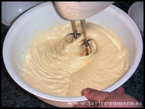 Bizcocho-de-chocolate-blanco-006