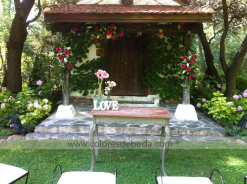 1-ceremonia-faroles-plantas-rosas-6