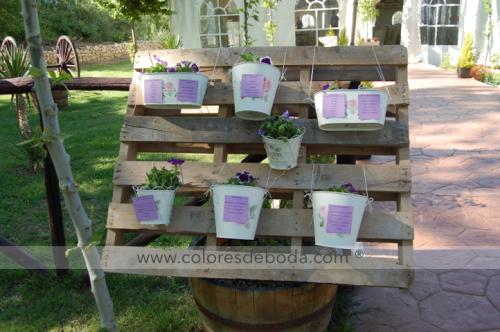 colores-de-boda-protocolo-plantas-macetas-palet