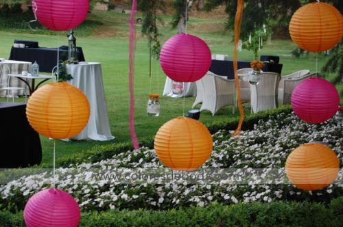 3-colores-de-boda-decoracion-coctel-cortina-farolillos-6