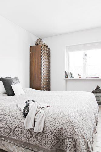 4d9ca617bd1d4035b0f15db4f11ff38a