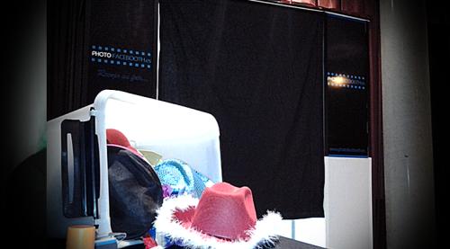 colores-de-boda-cabina-fotomaton