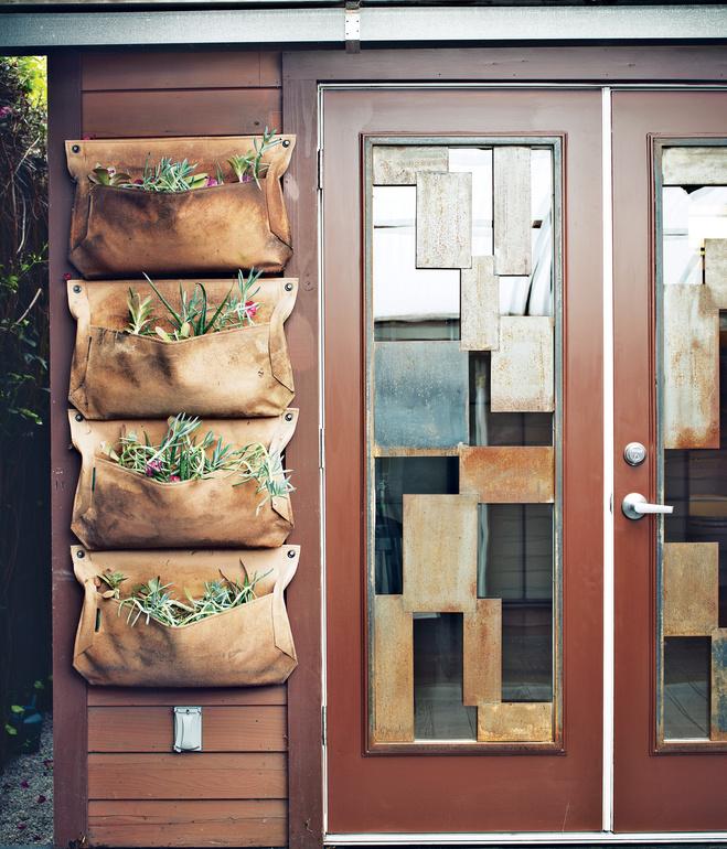 Vincent Kartheiser01