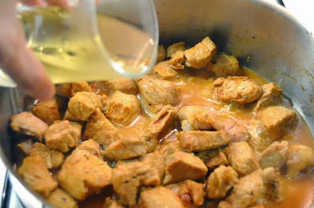 Ragout de ternera blanca con champiñones