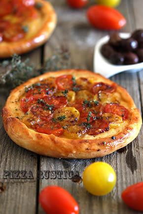 Pizza rústica de tomate cherry