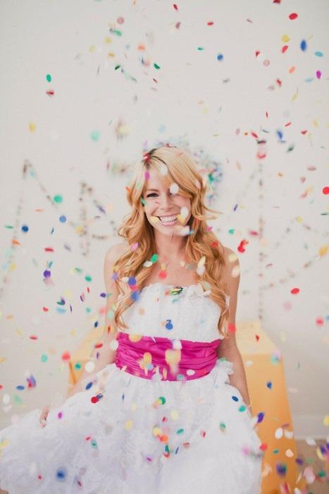 colores-de-boda-lanzar-novios-confetti-6