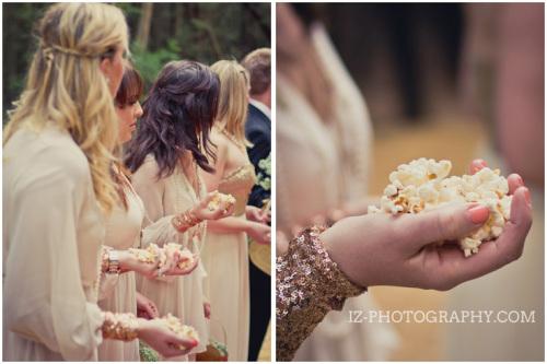 colores-de-boda-lanzar-palomitas-novios-5