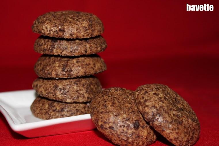 Amaretti de almendras con pepitas de chocolate