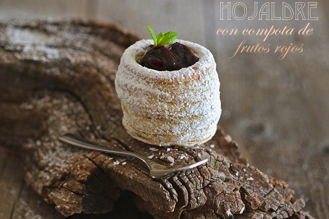 Hojaldre con compota de frutos rojos