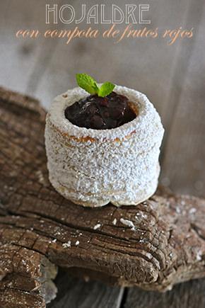 Hojaldre con compota de frutos rojos