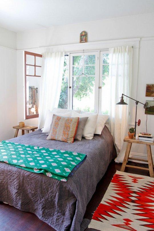 Decoración dormitorios: Ideas para colocar la cama delante de la ventana -  Foto 1