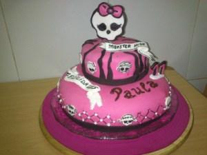 TARTA FONDANT MONSTER HIGH