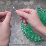 Lámpara realizada con 125 botellas de plástico recicladas - Lamp made with 125 recycled plastic bottles http://youtu.be/lwt43vjl2fs
