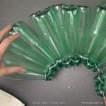 Lámpara realizada con 125 botellas de plástico recicladas - Lamp made with 125 recycled plastic bottles http://youtu.be/lwt43vjl2fs