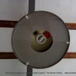 Recycled Tin Can Lamp - Lámpara con bote de metal reciclado - Reciclado Creativo - The Reuse Factory