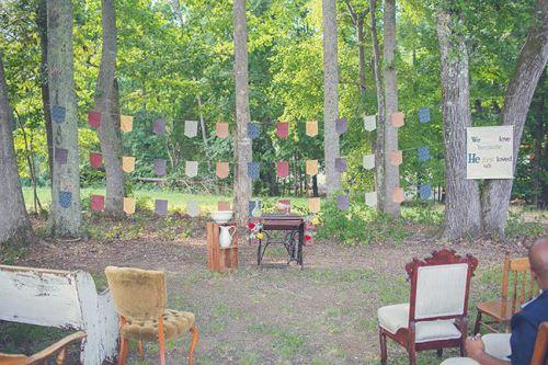 colores-de-boda-sillas-ceremonia-diferentes-11