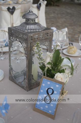 colores-de-boda-meseros-arpillera